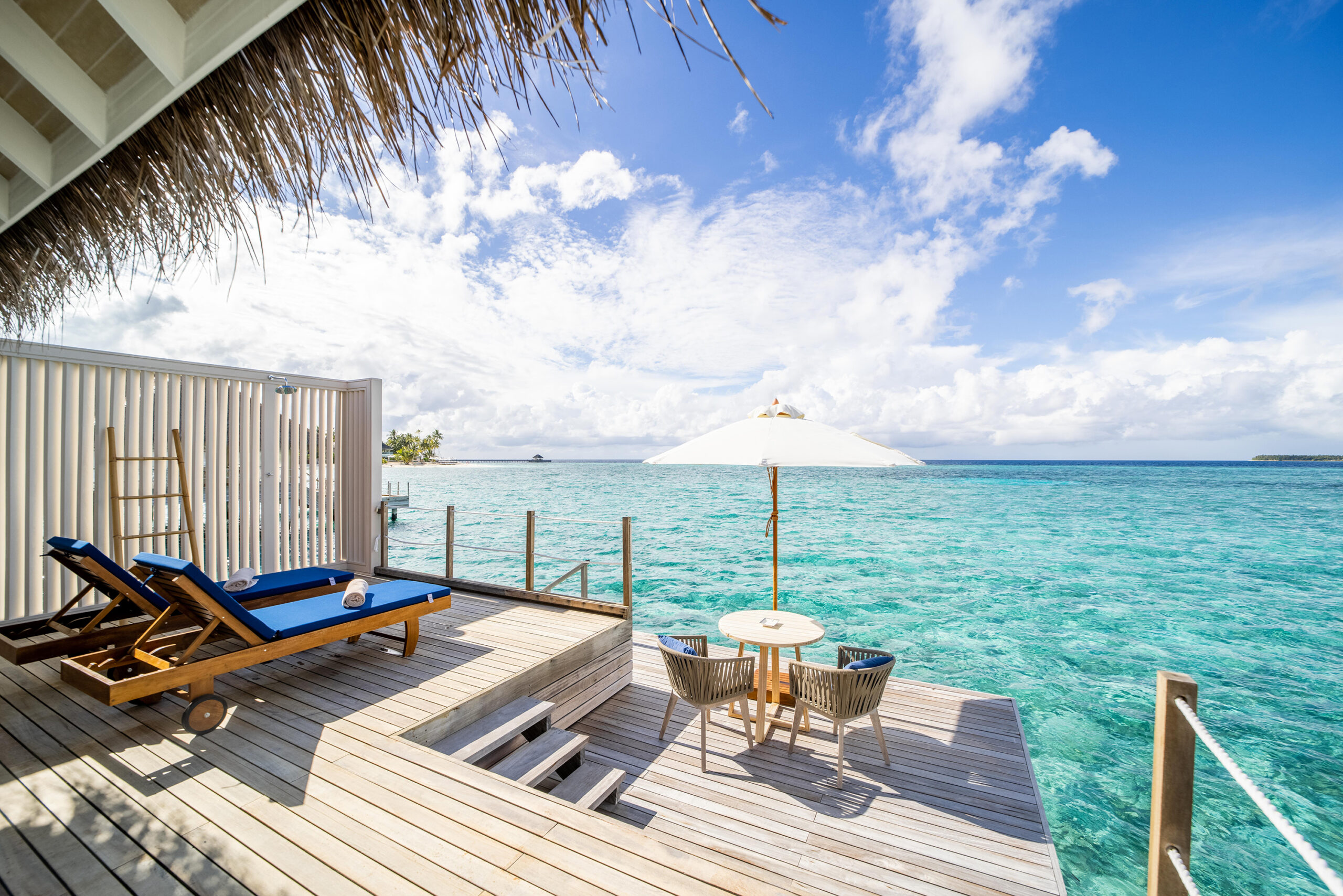 Baglioni_Resort_Maldives_Water_Villa_panorama